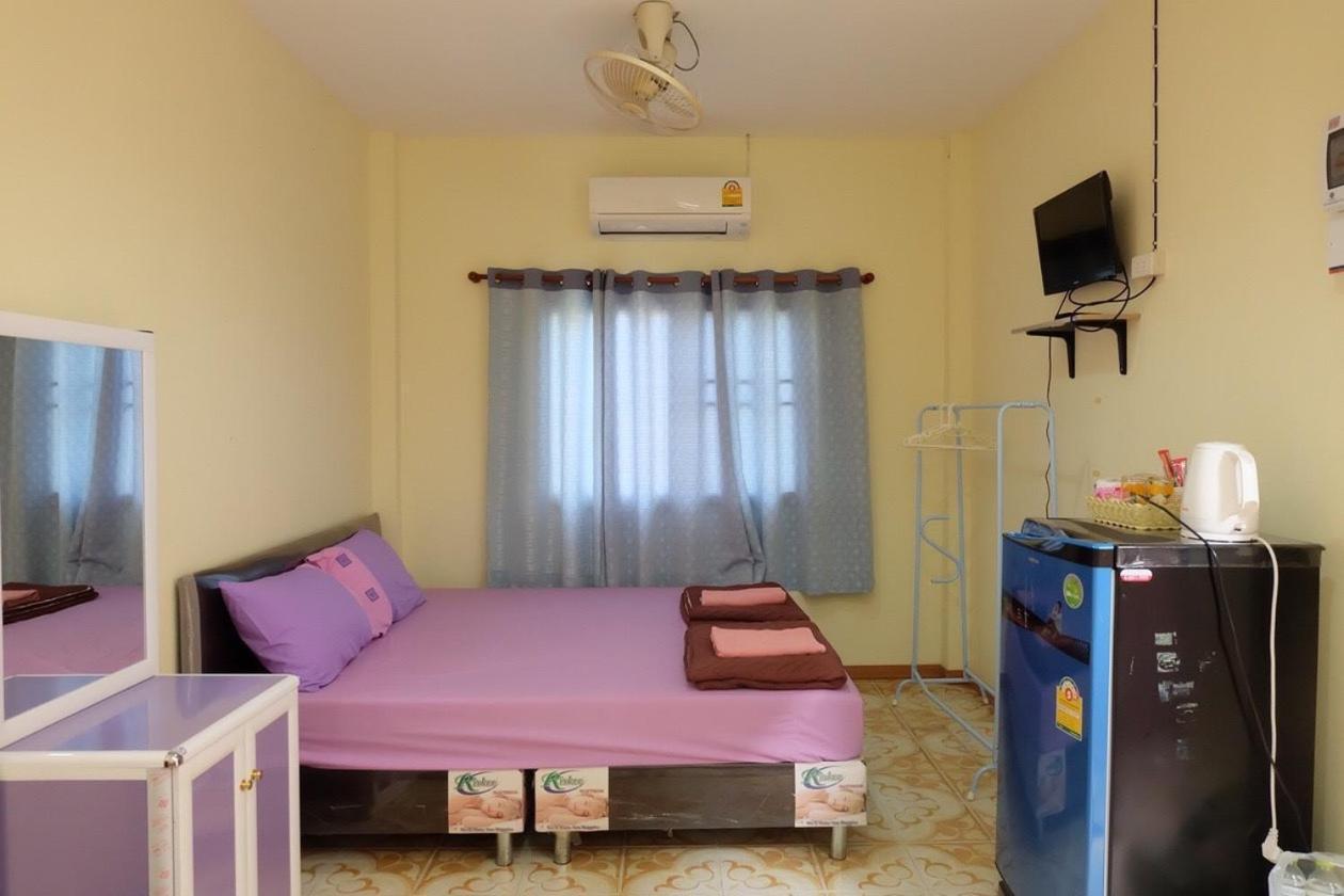 Thippawan Bungalow Ko Si Chang Buitenkant foto