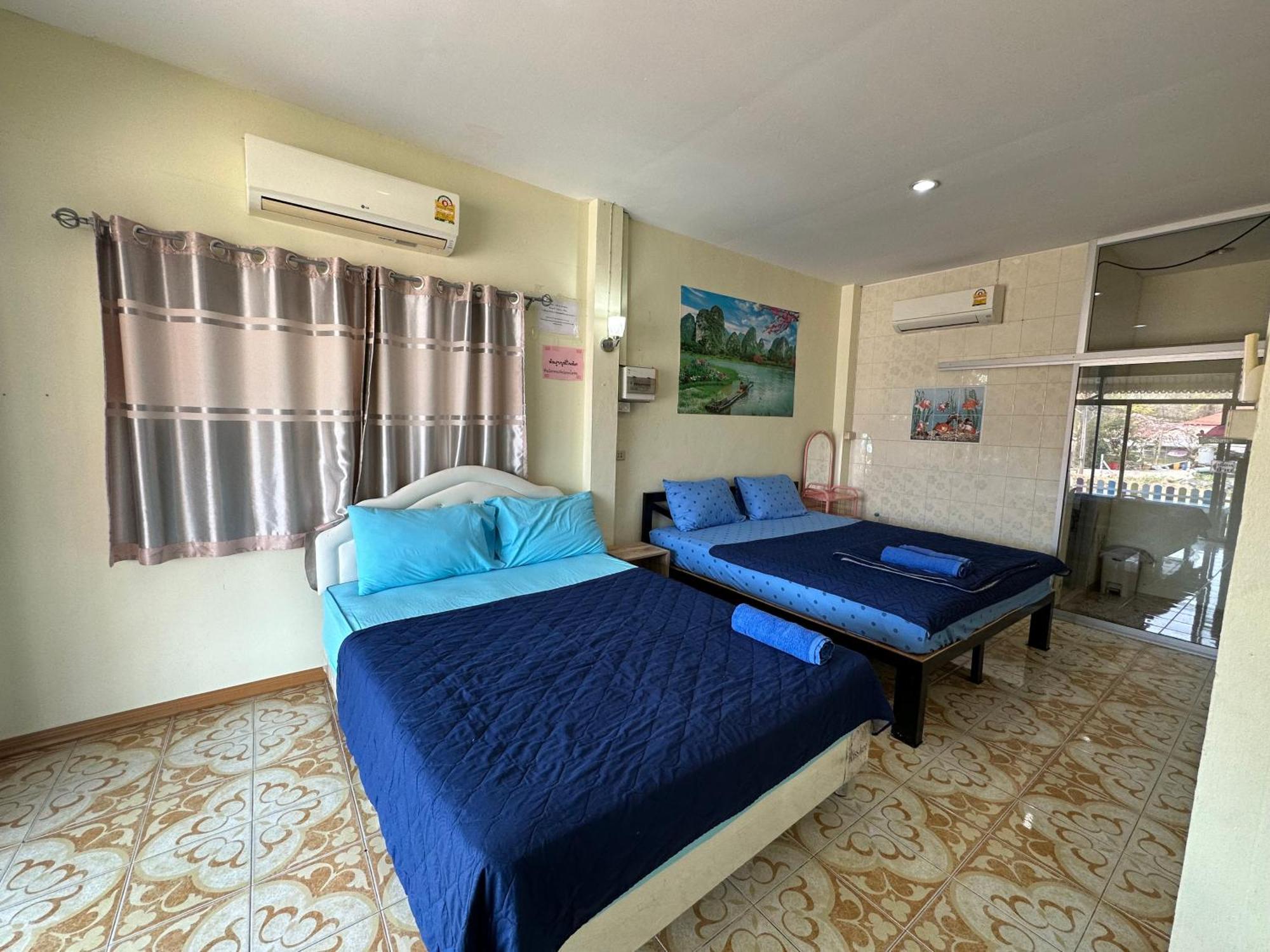 Thippawan Bungalow Ko Si Chang Buitenkant foto