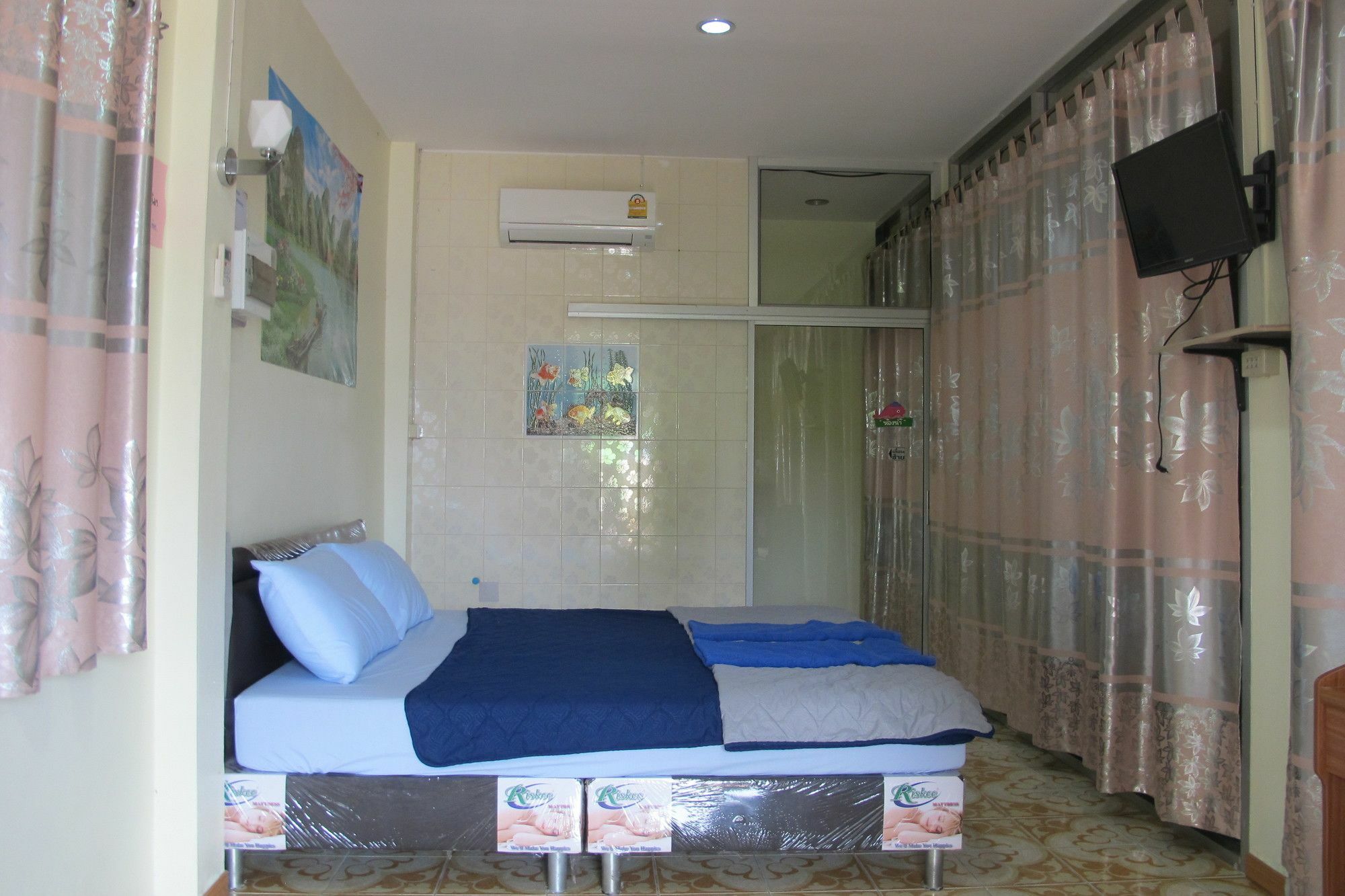 Thippawan Bungalow Ko Si Chang Buitenkant foto
