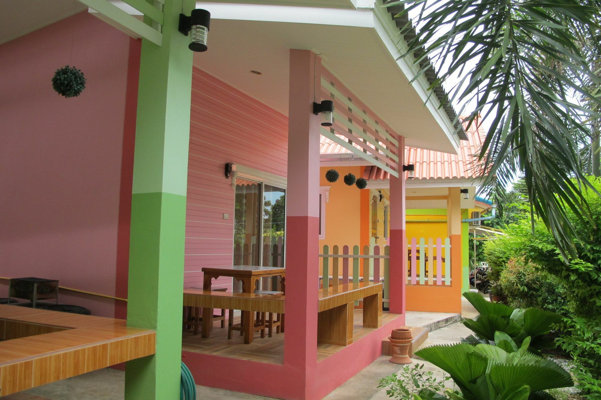 Thippawan Bungalow Ko Si Chang Buitenkant foto