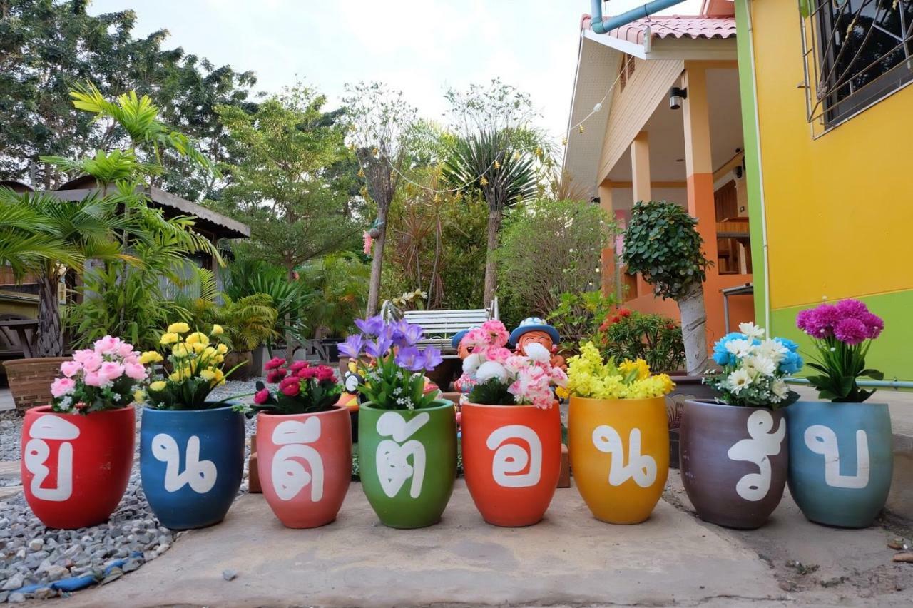 Thippawan Bungalow Ko Si Chang Buitenkant foto