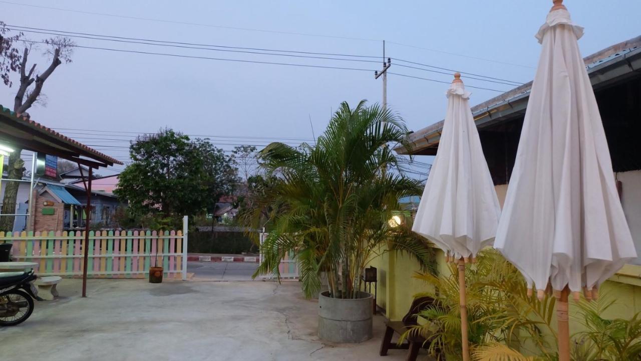 Thippawan Bungalow Ko Si Chang Buitenkant foto